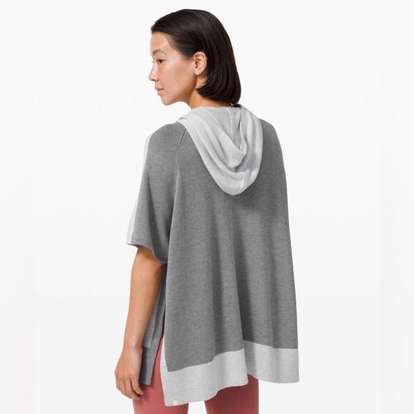 Lululemon Opened Up Hooded Poncho Sweater Heathered Core Ultra Light Grey M/L - Picture 2 of 10